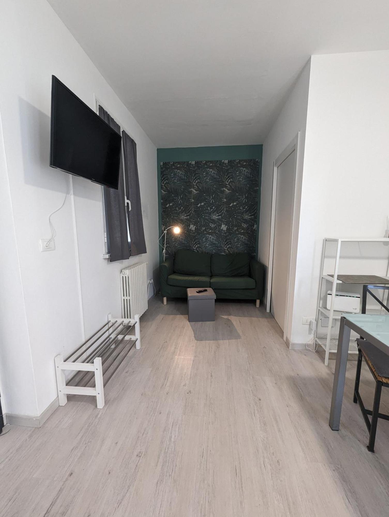 Appartamento Con Terrazzo بارما المظهر الخارجي الصورة